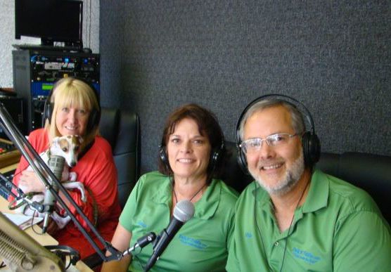 Mike and Rhonda of Pack 'N Piddle on the Doggy Diva Radio Show
